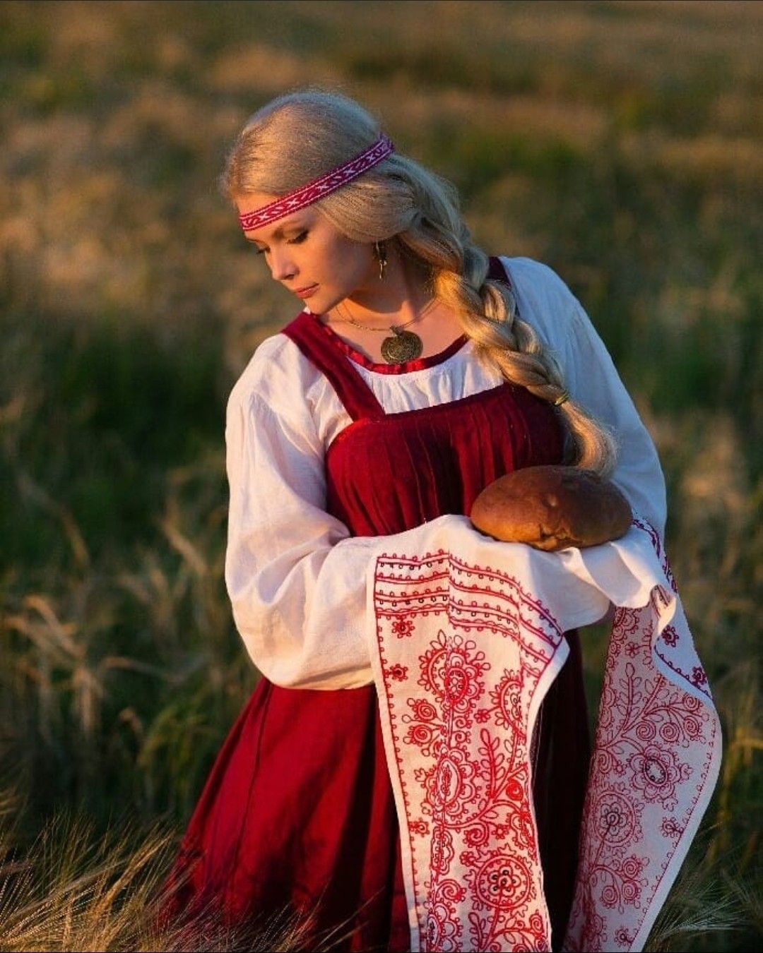 Girls in Slavic costumes in Zoucheng