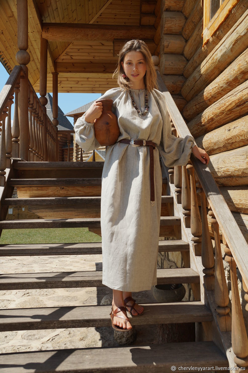 Girls in Slavic costumes in Zoucheng